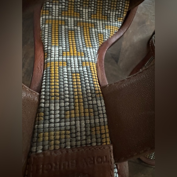 EUC Tory Burch Florian Aztec leather Sandal size 7 - Picture 10 of 14